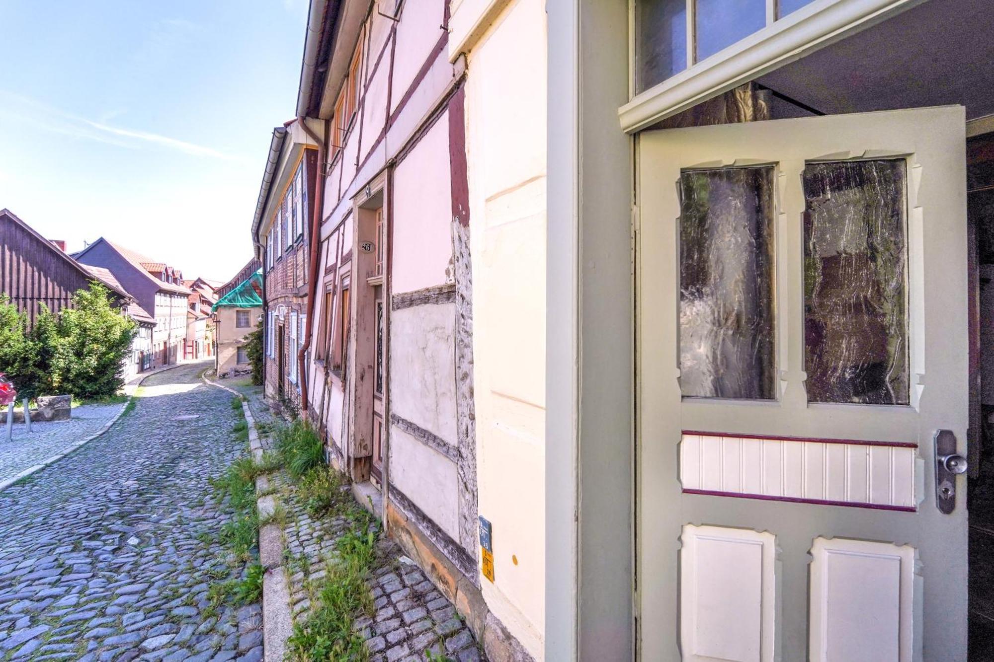 Villa "Kleinstes Haus Von Blankenburg" Urlaub In Einem Einzigartigen Baudenkmal Blankenburg  Esterno foto